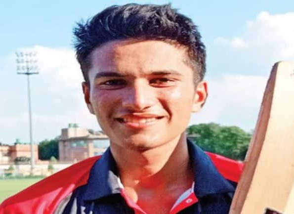 আর্য দেসাই